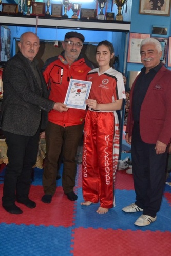 Şen Samuray’da Terfi Heyecanı