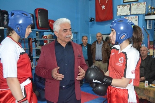 Şen Samuray’da Terfi Heyecanı
