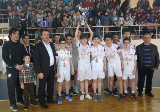 Hentbolun Yıldızları Belirlendi