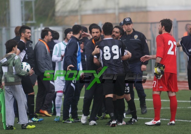 Adapazarıspor - Sultanbeyli Bld.: 0-0