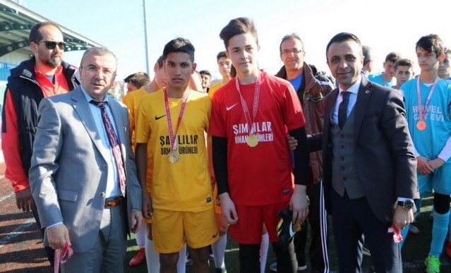 Ahmet Akkoç penaltılarda kupaya uzandı