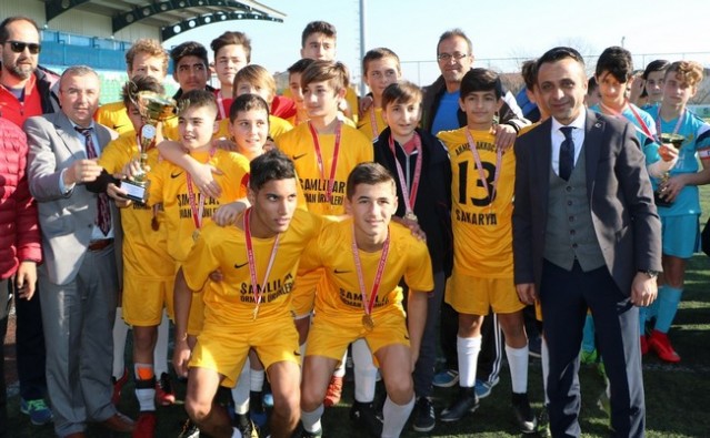 Ahmet Akkoç penaltılarda kupaya uzandı