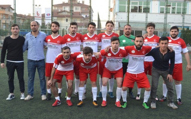 Nakışlar galibiyet ile başladı