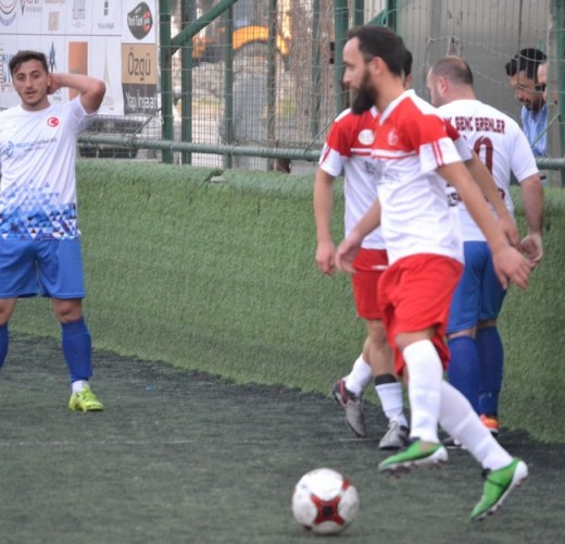 Nakışlar galibiyet ile başladı