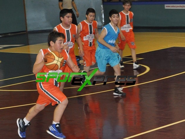 Özel Fatih Koleji OO-Ahmet Akkoç OO :32-22