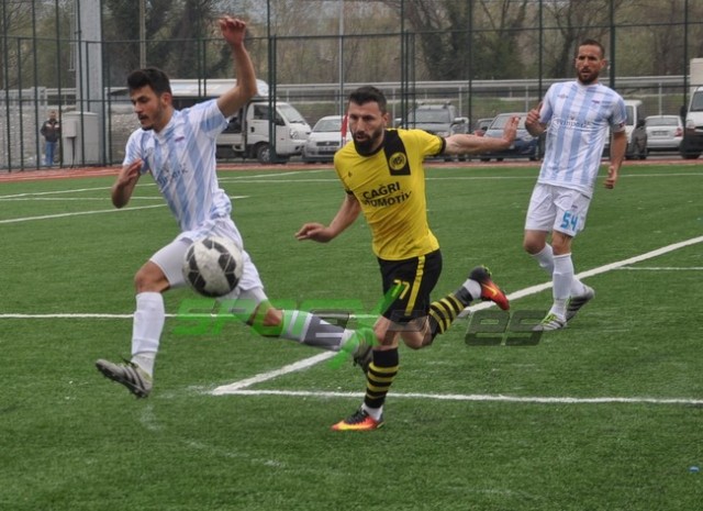 As Akyazıspor-Adapazarıspor: 2-3