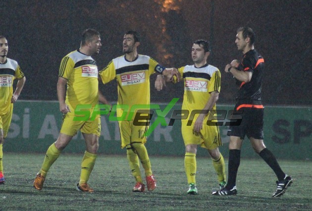 Akyazıgücü-Sarıcalarspor:6-3