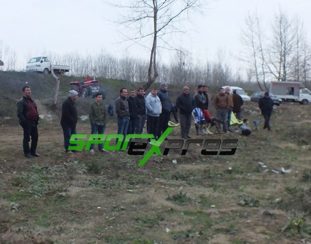 Motocross Tutkunları Akyazı’da
