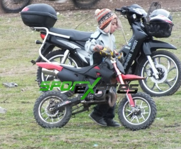 Motocross Tutkunları Akyazı’da