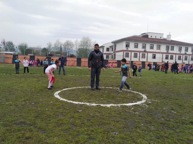 AKYAZI’DA ŞENLİK COŞKUSU