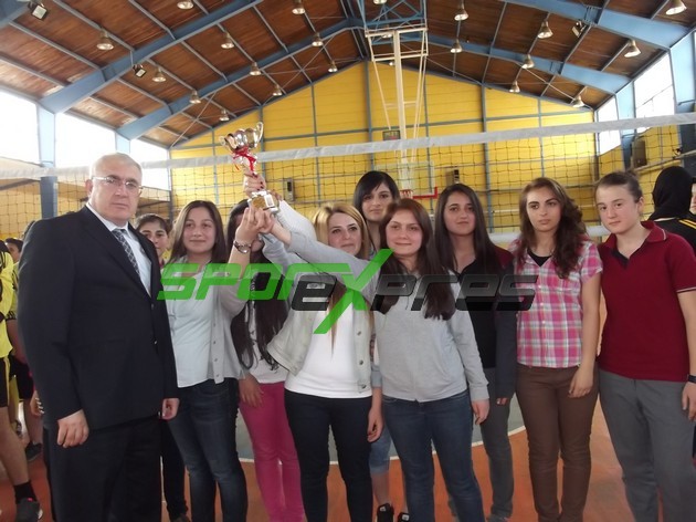 Akyazı Liseler Voleybol turnuvası sona erdi