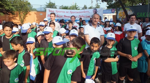 Akyazı Yaz Spor Okulları açılışı yapıldı