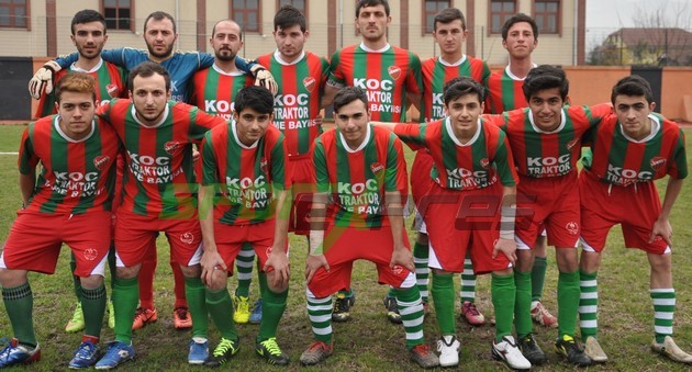 Alaağaçspor şampiyonluğu kutladı