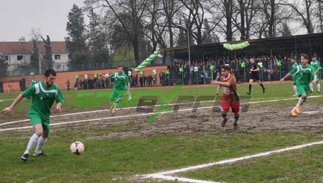 Alaağaçspor şampiyonluğu kutladı