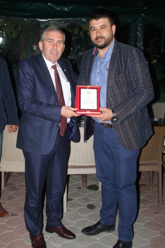 Alandüzüspor kupasına kavuştu