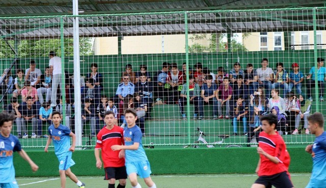 Arifiye'de 2016 Şampiyonu Üzeyir Garih Ortaokulu