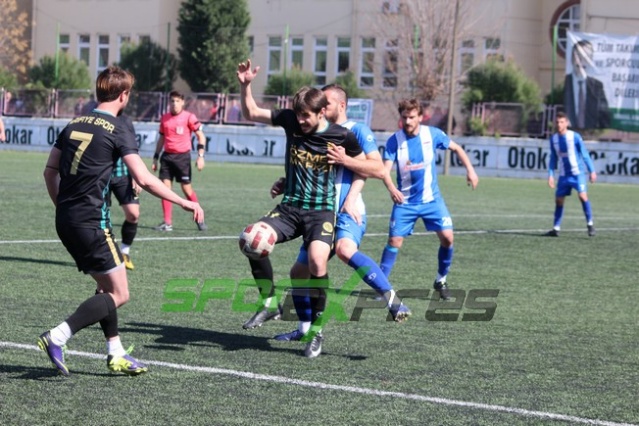 Arifiyespor-Adapazarıspor maçı fotoğrafları