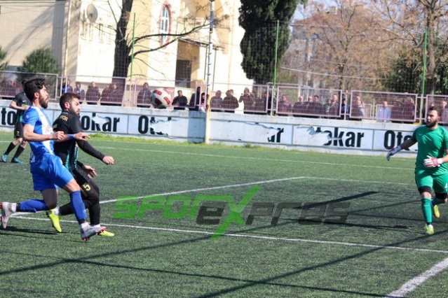 Arifiyespor-Adapazarıspor maçı fotoğrafları