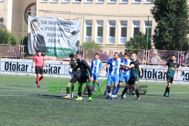 Arifiyespor-Adapazarıspor maçı fotoğrafları