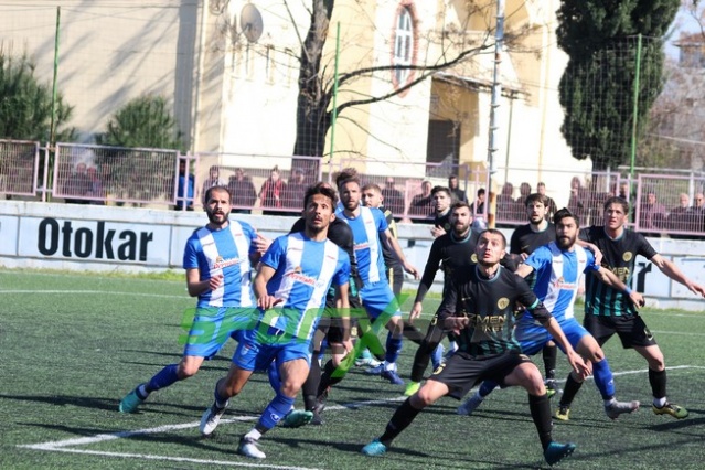 Arifiyespor-Adapazarıspor maçı fotoğrafları