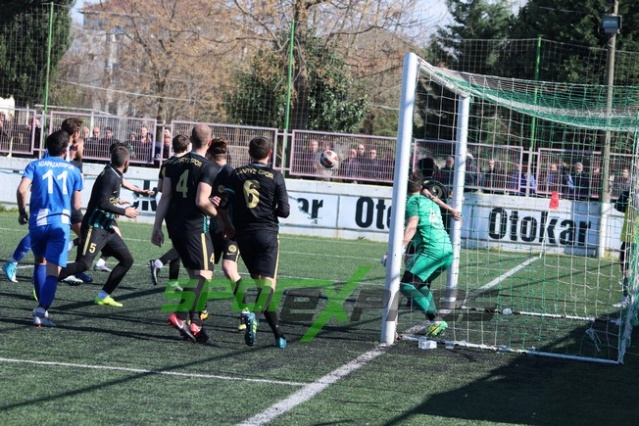 Arifiyespor-Adapazarıspor maçı fotoğrafları