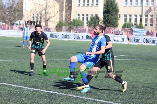 Arifiyespor-Adapazarıspor maçı fotoğrafları