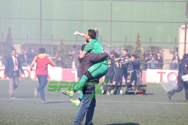 Arifiyespor-Adapazarıspor maçı fotoğrafları