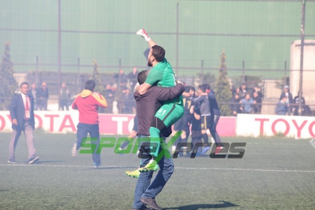 Arifiyespor-Adapazarıspor maçı fotoğrafları