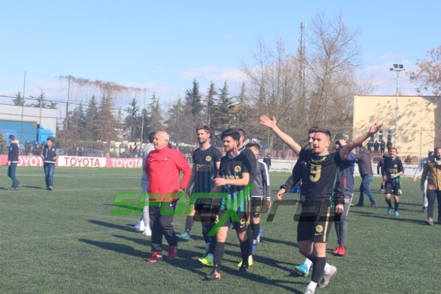 Arifiyespor-Adapazarıspor maçı fotoğrafları