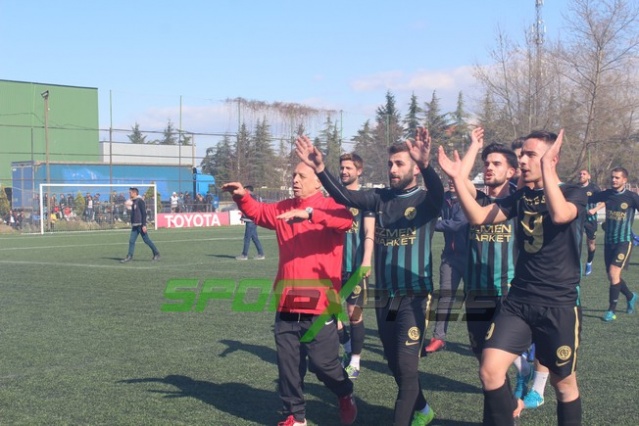 Arifiyespor-Adapazarıspor maçı fotoğrafları