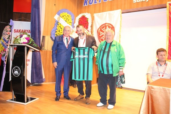 Yaşar Zımba yeniden başkan