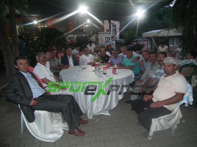 AS Kuzulukspor Şampiyonluğu Kutladı