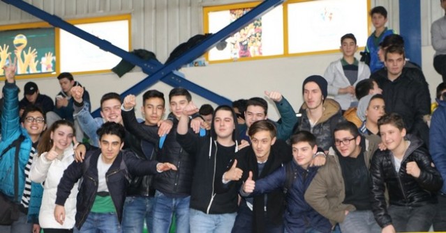 Gençler Voleybolda şampiyonlar kupalarını aldı