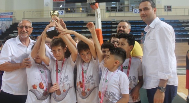Atilla Tapşın Kupası Şampiyonu Gelişimspor