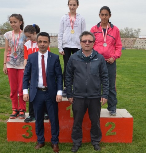 Atletizm’de Kıyasıya Rekabet Yaşandı