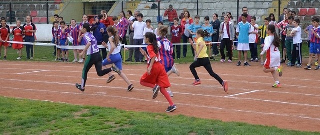 Atletizm’de Kıyasıya Rekabet Yaşandı