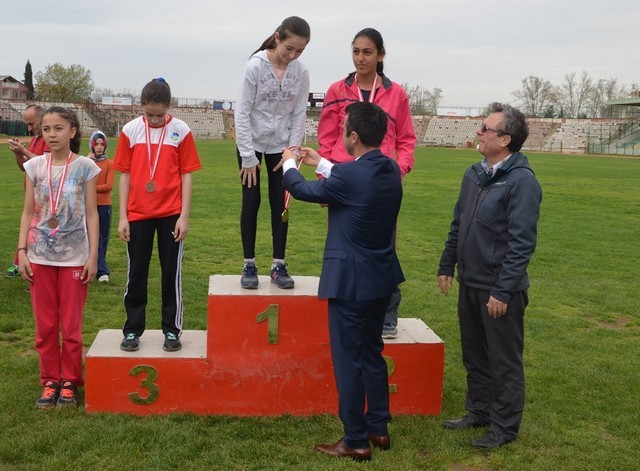 Atletizm’de Kıyasıya Rekabet Yaşandı