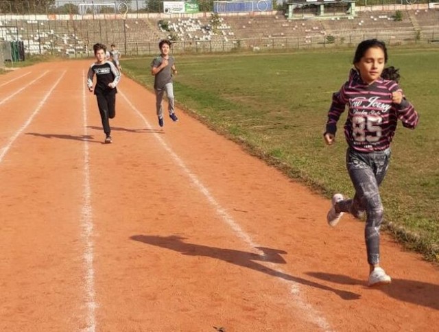 Atletler Amatör Spor Haftası İçin Yarıştı