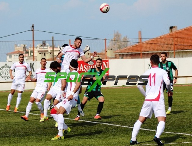 Ayvalıkgücü Belediye-Sakaryaspor:1-0