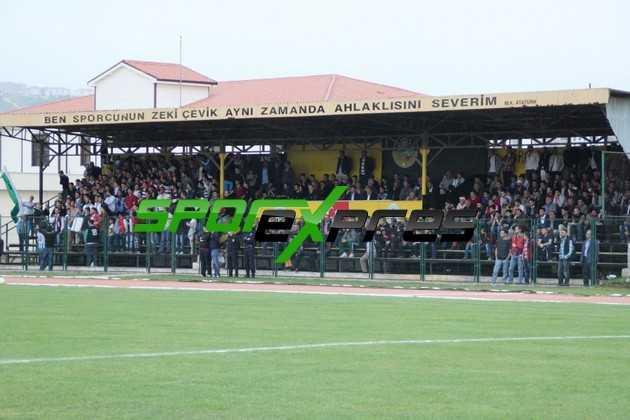 Sapanca Gençlikspor Baraj maçına kaldı