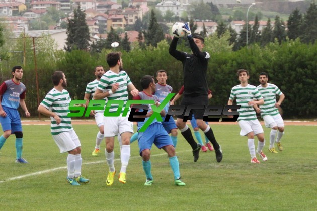 Sapanca Gençlikspor Baraj maçına kaldı
