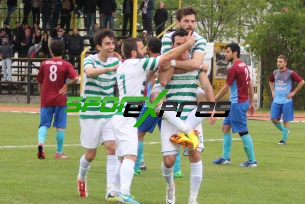 Sapanca Gençlikspor Baraj maçına kaldı