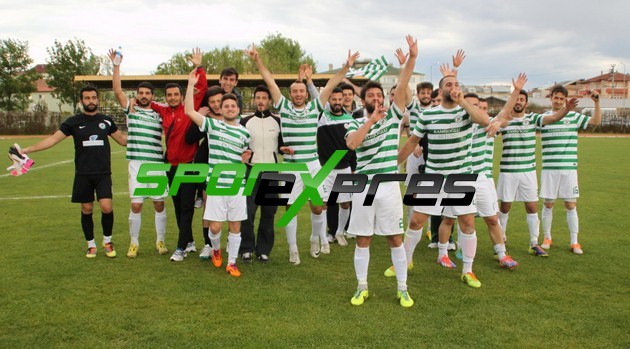 Sapanca Gençlikspor Baraj maçına kaldı