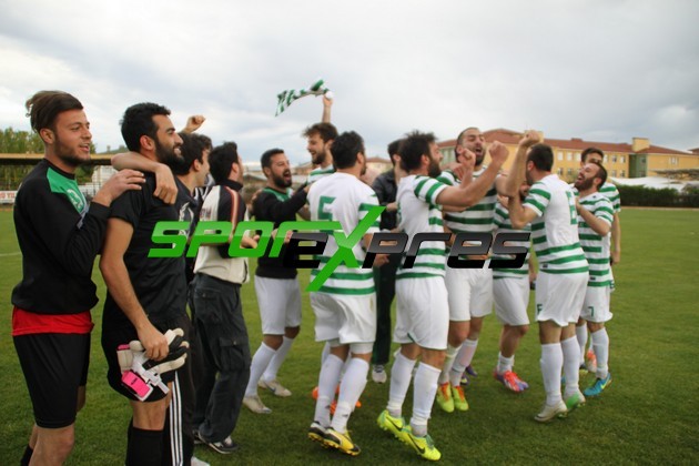 Sapanca Gençlikspor Baraj maçına kaldı