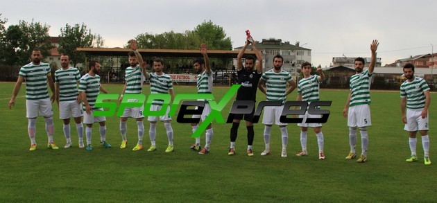 Sapanca Gençlikspor Baraj maçına kaldı