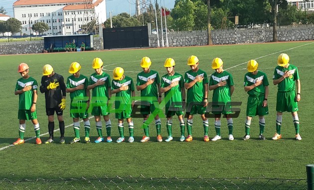 Akyazı Akınspor Sahaya Baret ile çıktı