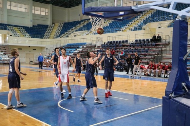 Basketbol Grup Maçları Başladı