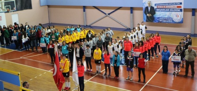 Basketbol Grup Maçları Başladı