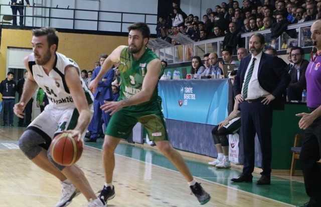 Büyükşehir’den Düzce’ye Geçit Yok
