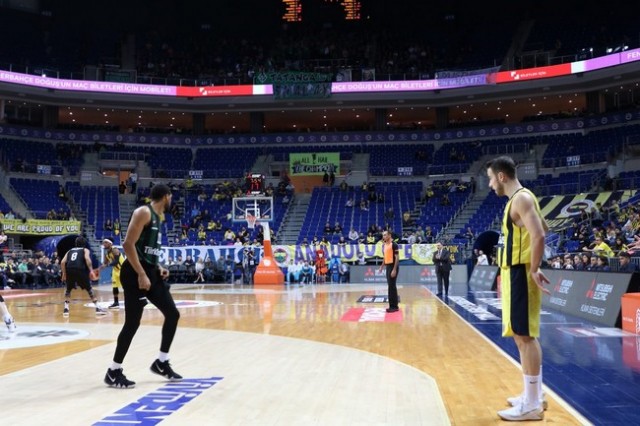 ﻿Fenerbahçe Doğuş-Sakarya Büyükşehir Basket: 89-75